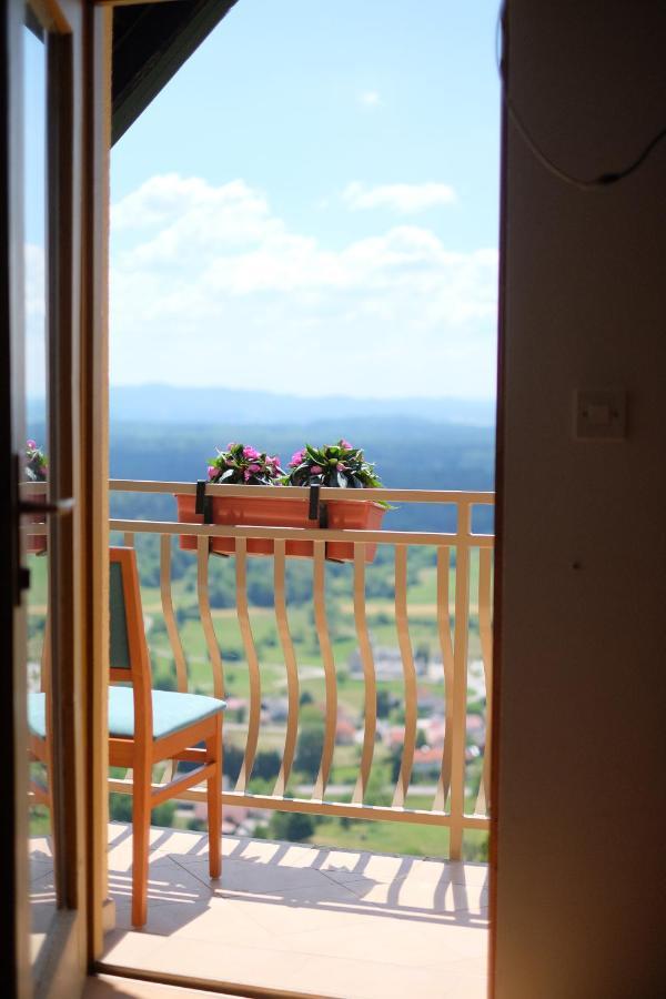 Zidanica-Vineyard Cottage Jakse Semic Eksteriør billede